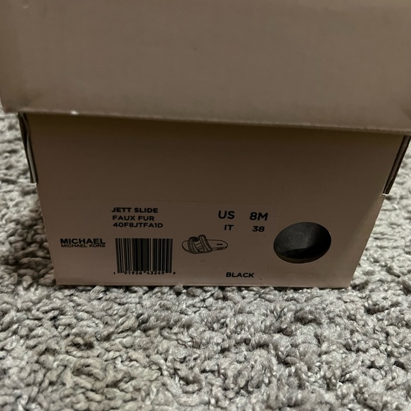 Michael Kors Jett Slide Sandals - Picture 4 of 4